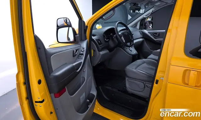 Hyundai Starex 2020 2.4 автомат (гидро), миниатюра 10