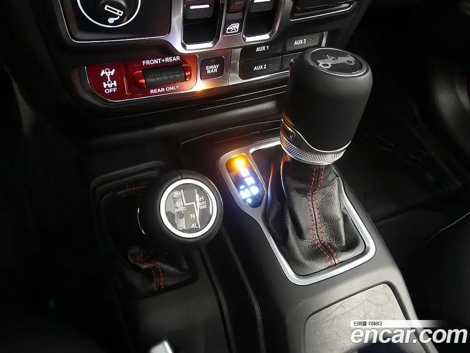 Jeep Wrangler 2019 2.0 автомат (гидро), фото 5