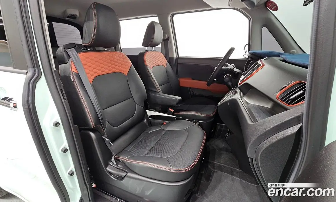 Kia Ray 2022 1.0 автомат (гидро), фото 19