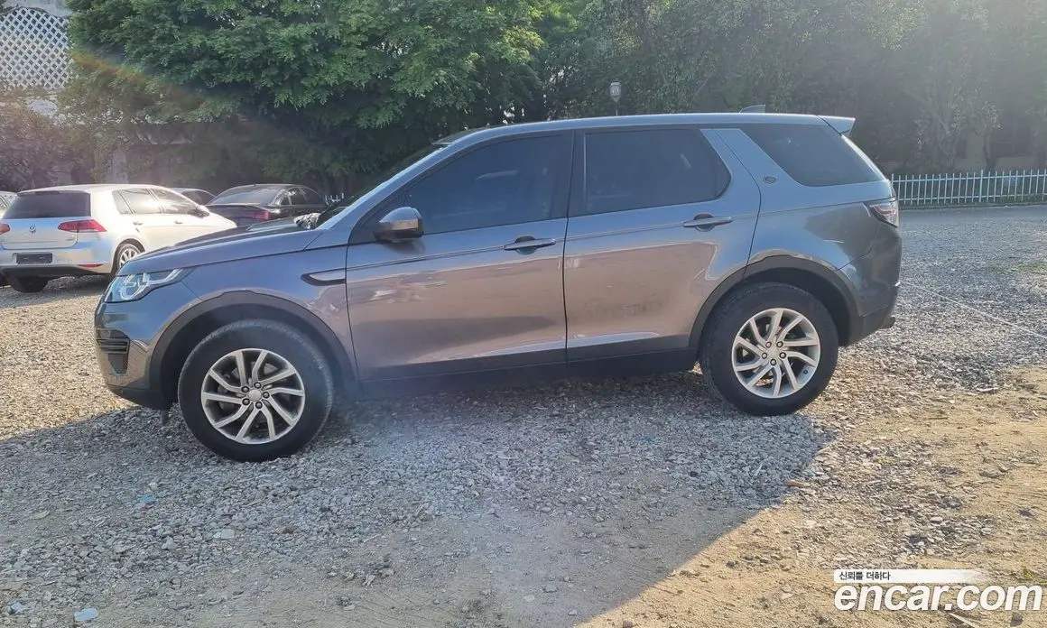 Land Rover Discovery Sport 2017 2.0 автомат (гидро), фото 3