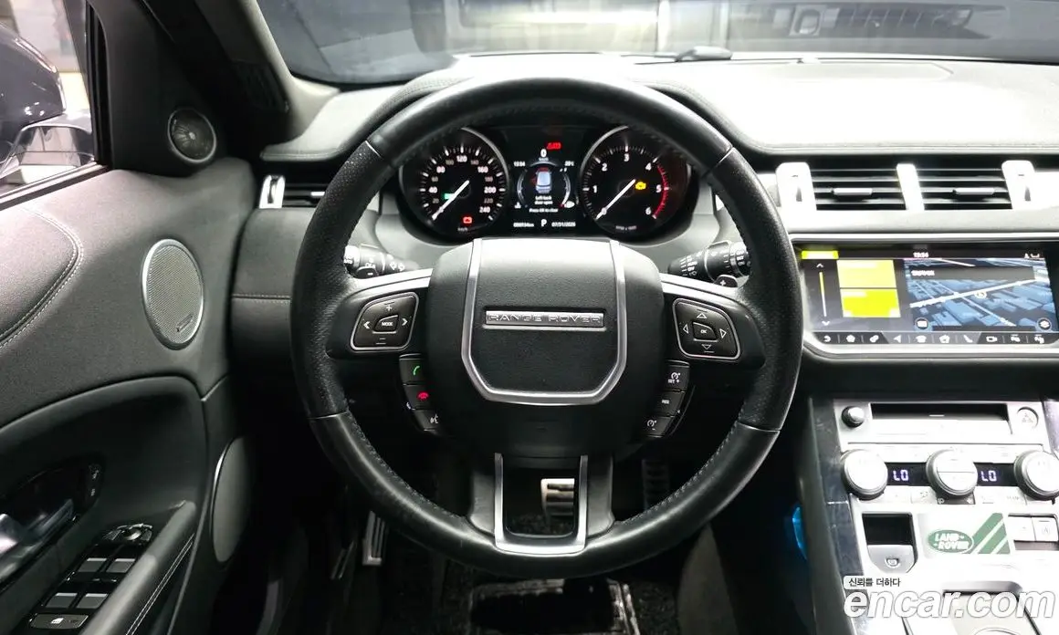 Land Rover Range Rover Evoque 2018 2.0 автомат (гидро), фото 13