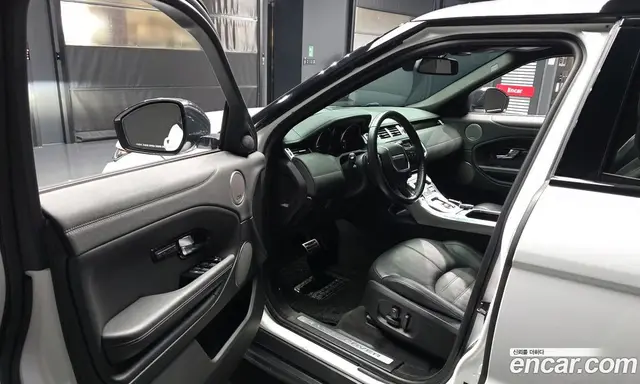 Land Rover Range Rover Evoque 2018 2.0 автомат (гидро), миниатюра 10