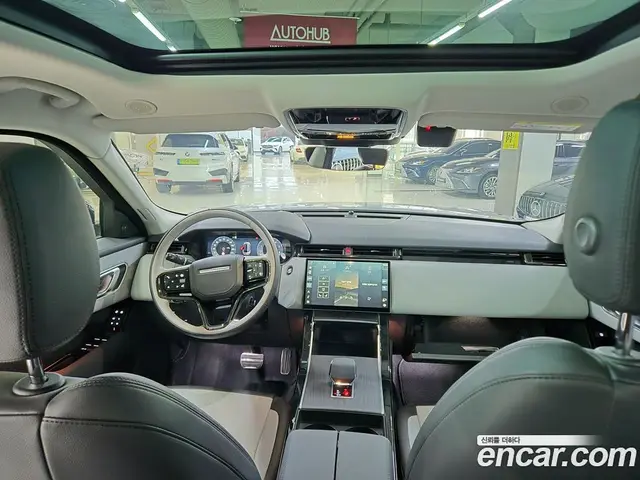 Land Rover Range Rover Velar 2025 2.0 автомат (гидро), миниатюра 8 Land Rover Range Rover Velar 2025 2.0 автомат (гидро), миниатюра 8