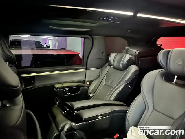 Lexus LM 2025 2.4 автомат (гидро), миниатюра 6 Lexus LM 2025 2.4 автомат (гидро), миниатюра 6