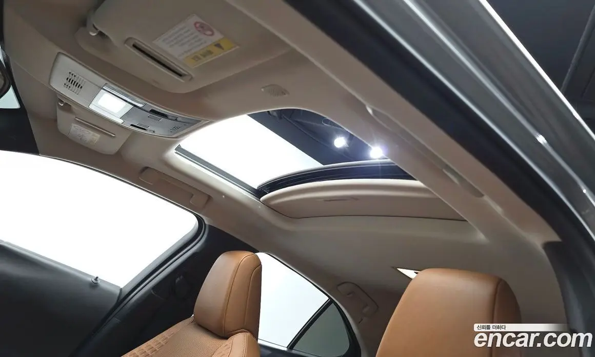 Lexus UX 2019 2.0 автомат (гидро), фото 19