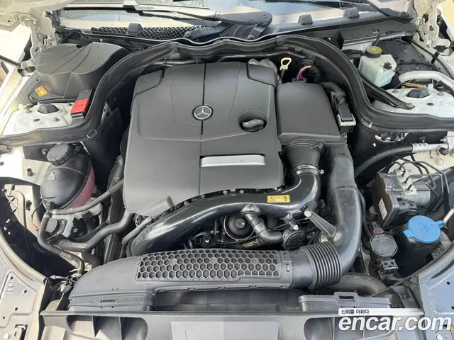 Mercedes-Benz E-Class 2015 2.0 автомат (гидро), миниатюра 6