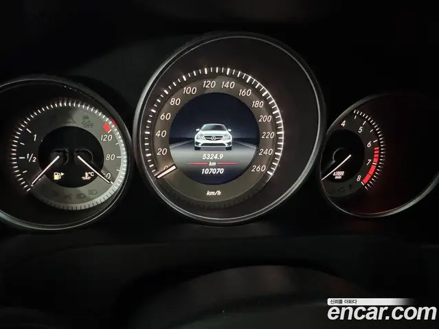 Mercedes-Benz E-Class 2015 2.0 автомат (гидро), миниатюра 8