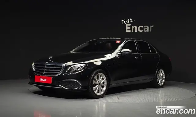 Mercedes-Benz E-Class, 2018, 87 559 км
