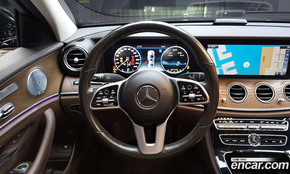 Mercedes-Benz E-Class 2018 2.0 автомат (гидро), фото 13 Mercedes-Benz E-Class 2018 2.0 автомат (гидро), фото 13
