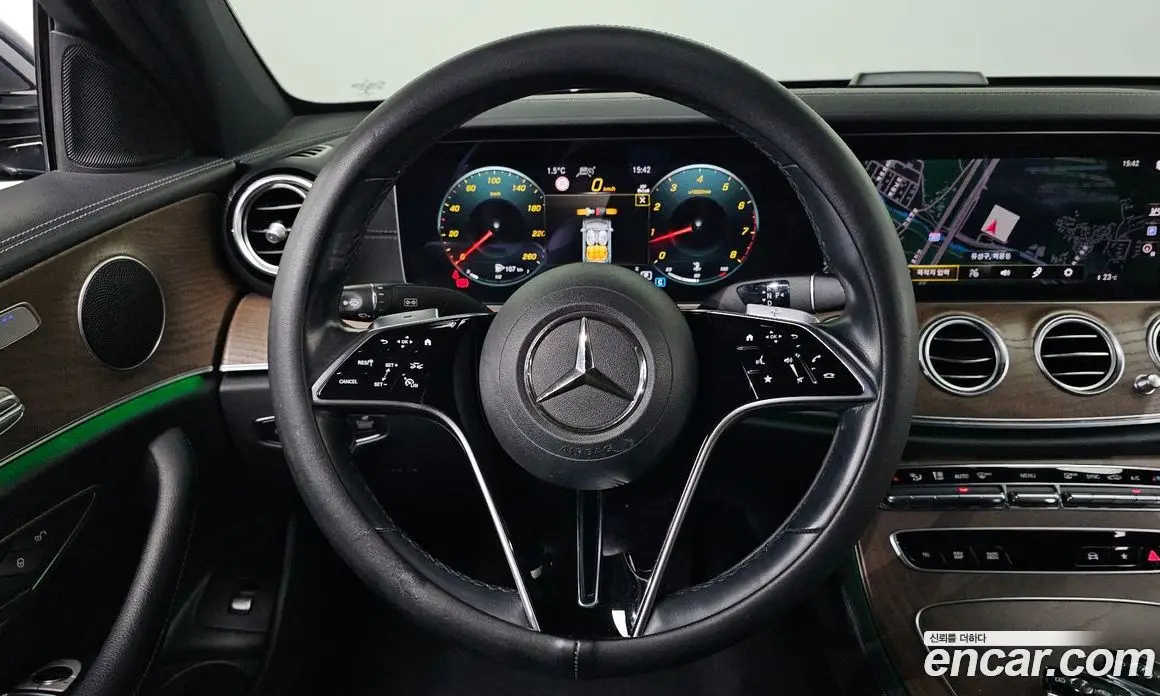 Mercedes-Benz E-Class 2022 2.0 автомат (гидро), фото 14