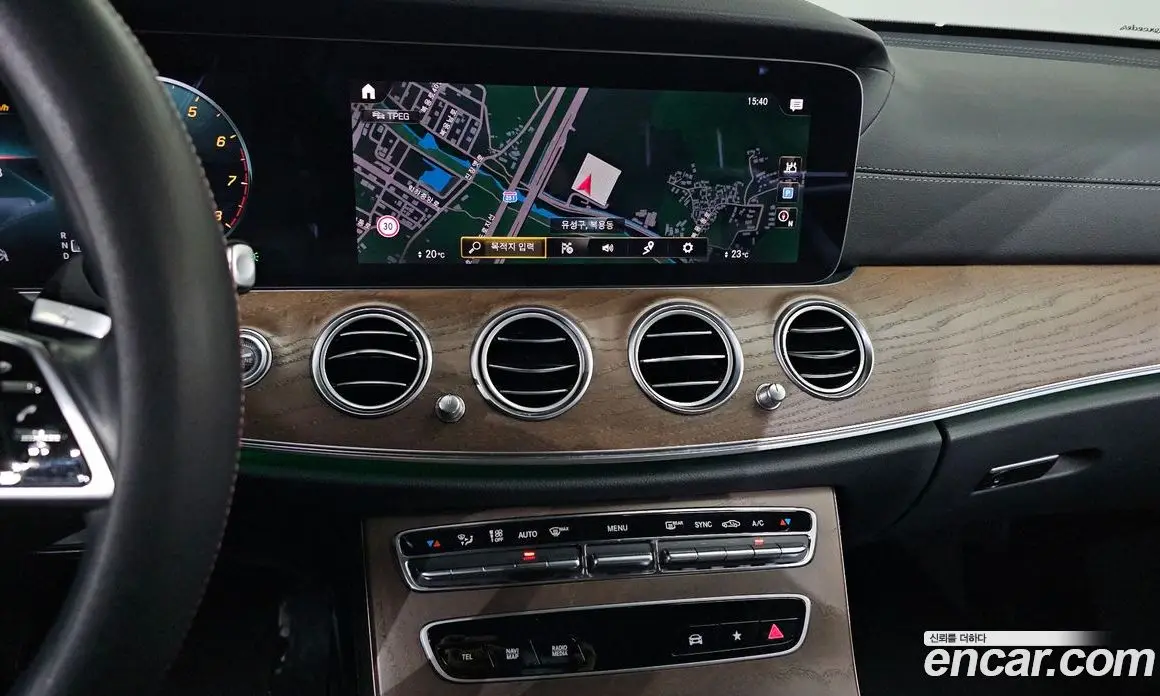 Mercedes-Benz E-Class 2022 2.0 автомат (гидро), фото 15