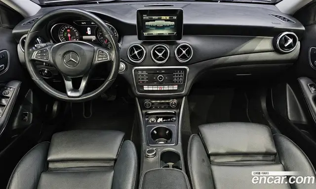 Mercedes-Benz GLA-Class 2017 2.0 автомат (гидро), миниатюра 7 Mercedes-Benz GLA-Class 2017 2.0 автомат (гидро), миниатюра 7
