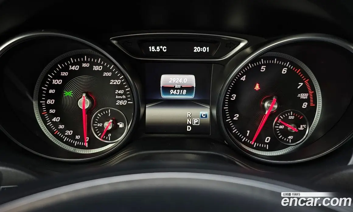 Mercedes-Benz GLA-Class 2017 2.0 автомат (гидро), фото 8 Mercedes-Benz GLA-Class 2017 2.0 автомат (гидро), фото 8