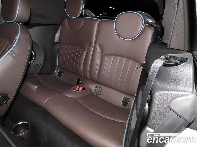 Mini Cooper Convertible 2013 1.6 автомат (гидро), миниатюра 9