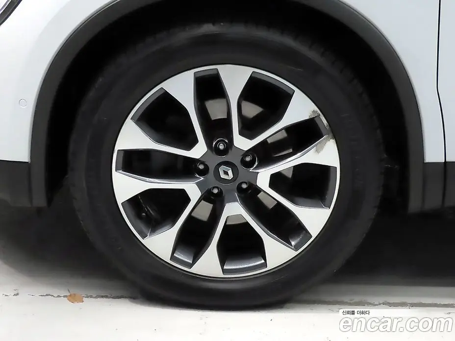 Renault (Samsung) QM6 2018 2.0 автомат (гидро), фото 5 Renault (Samsung) QM6 2018 2.0 автомат (гидро), фото 5