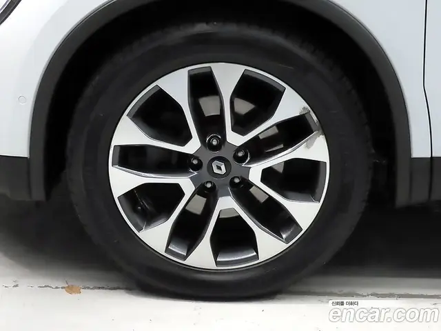Renault (Samsung) QM6 2018 2.0 автомат (гидро), миниатюра 5 Renault (Samsung) QM6 2018 2.0 автомат (гидро), миниатюра 5