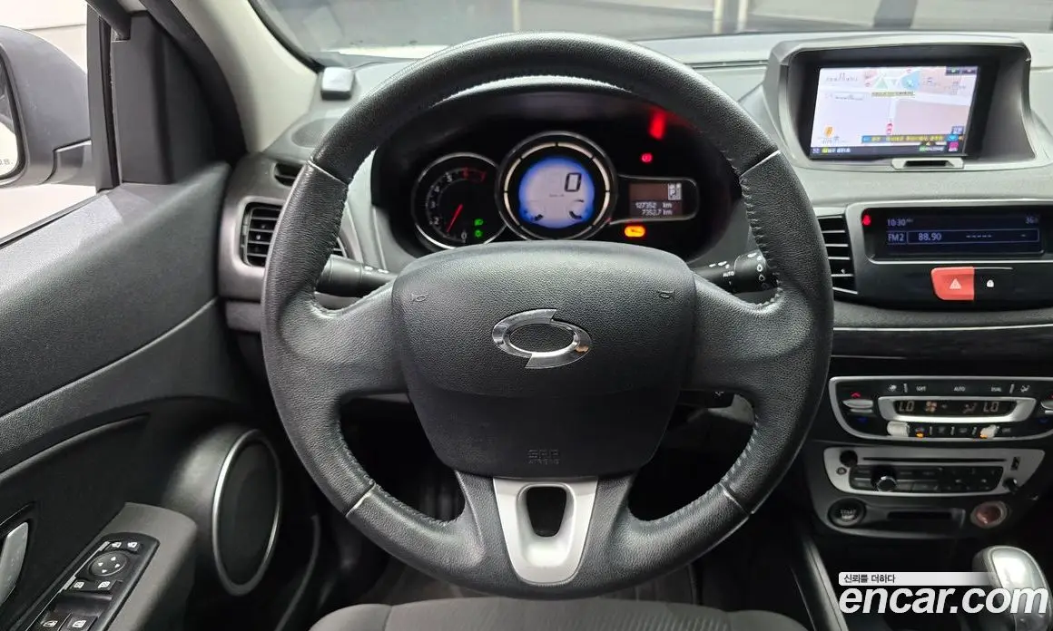 Renault (Samsung) SM3 2015 1.6 автомат (гидро), фото 13 Renault (Samsung) SM3 2015 1.6 автомат (гидро), фото 13