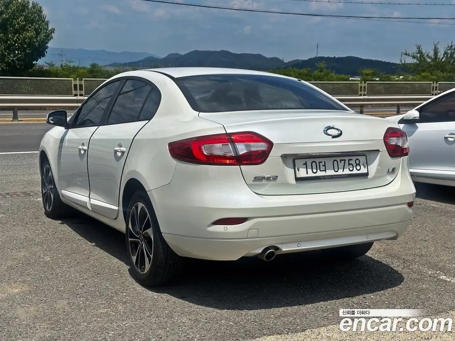 Renault (Samsung) SM3 2015 1.6 автомат (гидро), фото 6 Renault (Samsung) SM3 2015 1.6 автомат (гидро), фото 6