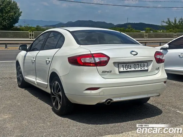 Renault (Samsung) SM3 2015 1.6 автомат (гидро), миниатюра 6 Renault (Samsung) SM3 2015 1.6 автомат (гидро), миниатюра 6