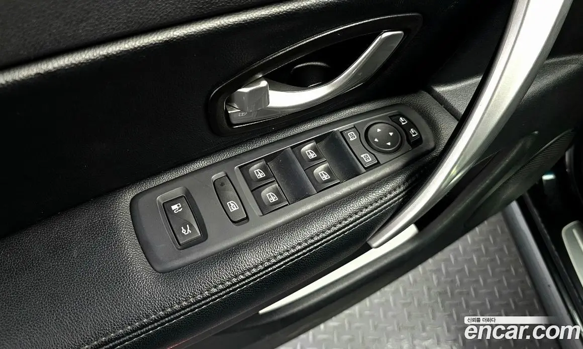 Renault (Samsung) SM5 2012 2.0 автомат (гидро), фото 16 Renault (Samsung) SM5 2012 2.0 автомат (гидро), фото 16