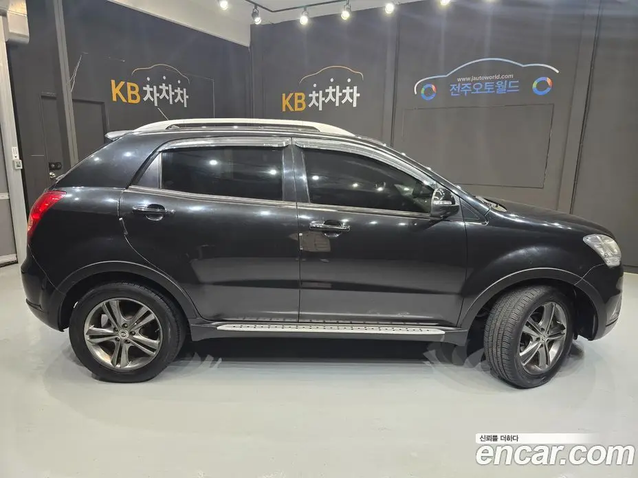 SsangYong Korando 2013 2.0 автомат (гидро), фото 7 SsangYong Korando 2013 2.0 автомат (гидро), фото 7