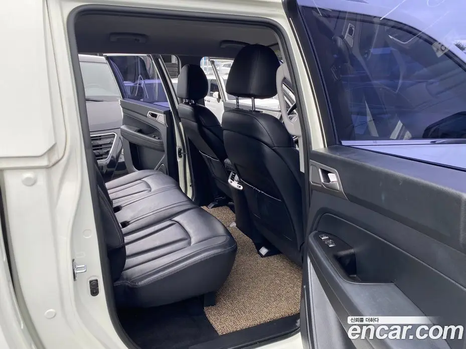 SsangYong Rexton 2018 2.2 автомат (гидро), фото 16