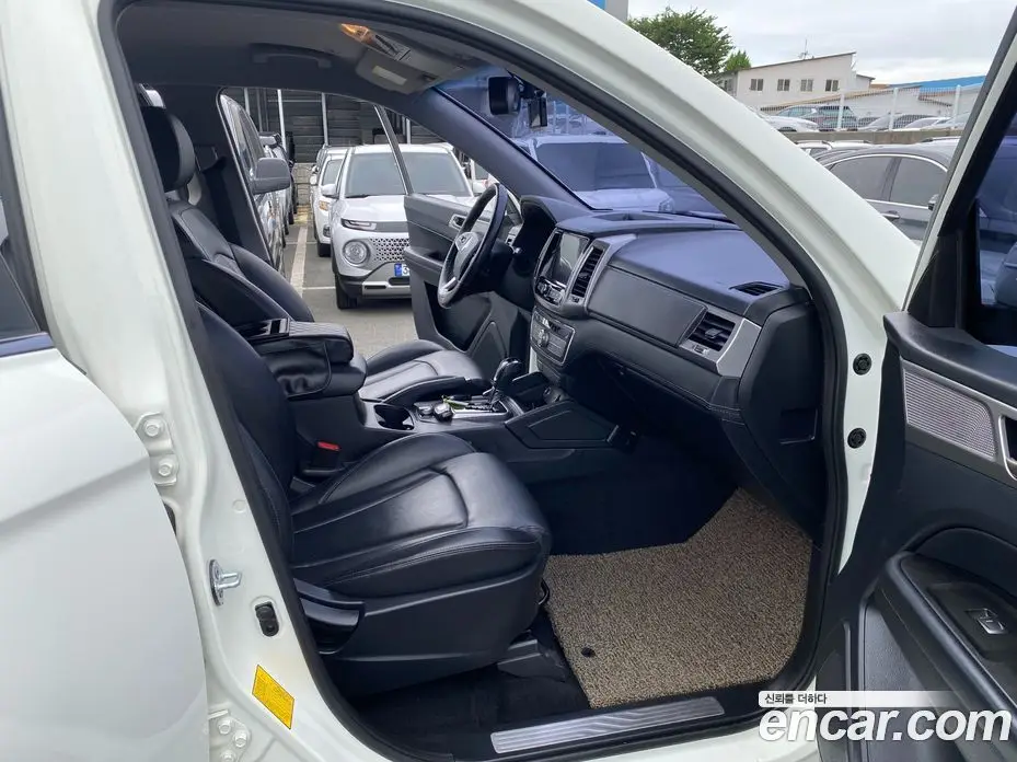 SsangYong Rexton 2018 2.2 автомат (гидро), фото 17