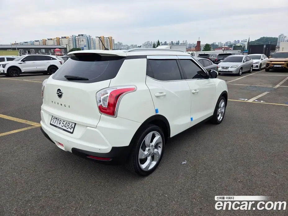 SsangYong TIBOLI 2015 1.6 автомат (гидро), фото 2 SsangYong TIBOLI 2015 1.6 автомат (гидро), фото 2