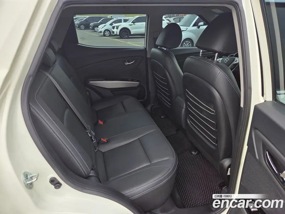 SsangYong TIBOLI 2015 1.6 автомат (гидро), фото 11 SsangYong TIBOLI 2015 1.6 автомат (гидро), фото 11