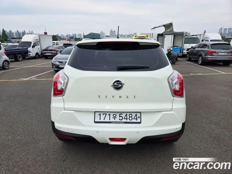 SsangYong TIBOLI 2015 1.6 автомат (гидро), фото 4 SsangYong TIBOLI 2015 1.6 автомат (гидро), фото 4