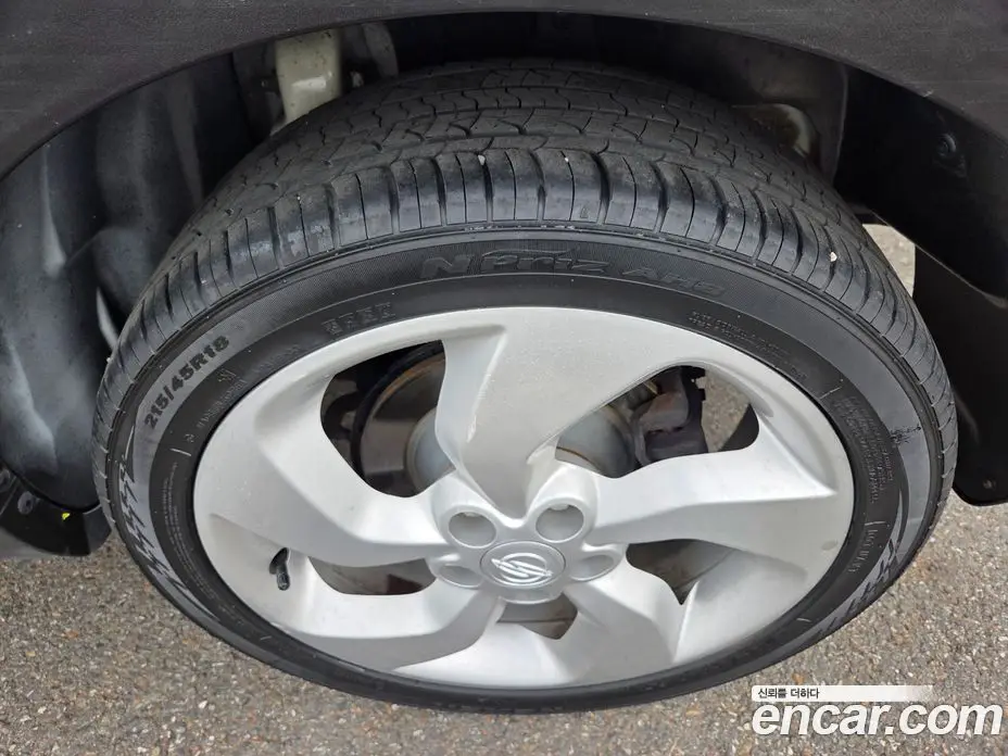 SsangYong TIBOLI 2015 1.6 автомат (гидро), фото 5 SsangYong TIBOLI 2015 1.6 автомат (гидро), фото 5