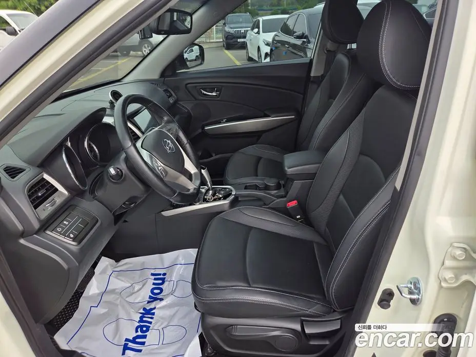 SsangYong TIBOLI 2015 1.6 автомат (гидро), фото 7 SsangYong TIBOLI 2015 1.6 автомат (гидро), фото 7
