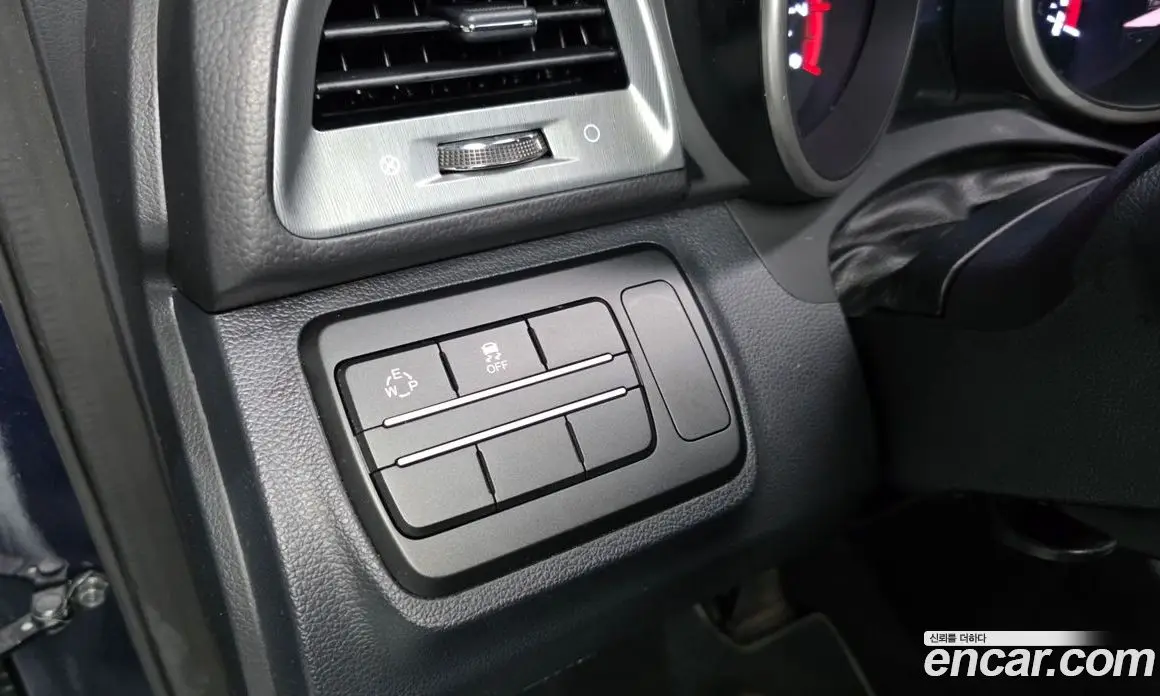 SsangYong TIBOLI 2017 1.6 автомат (гидро), фото 17