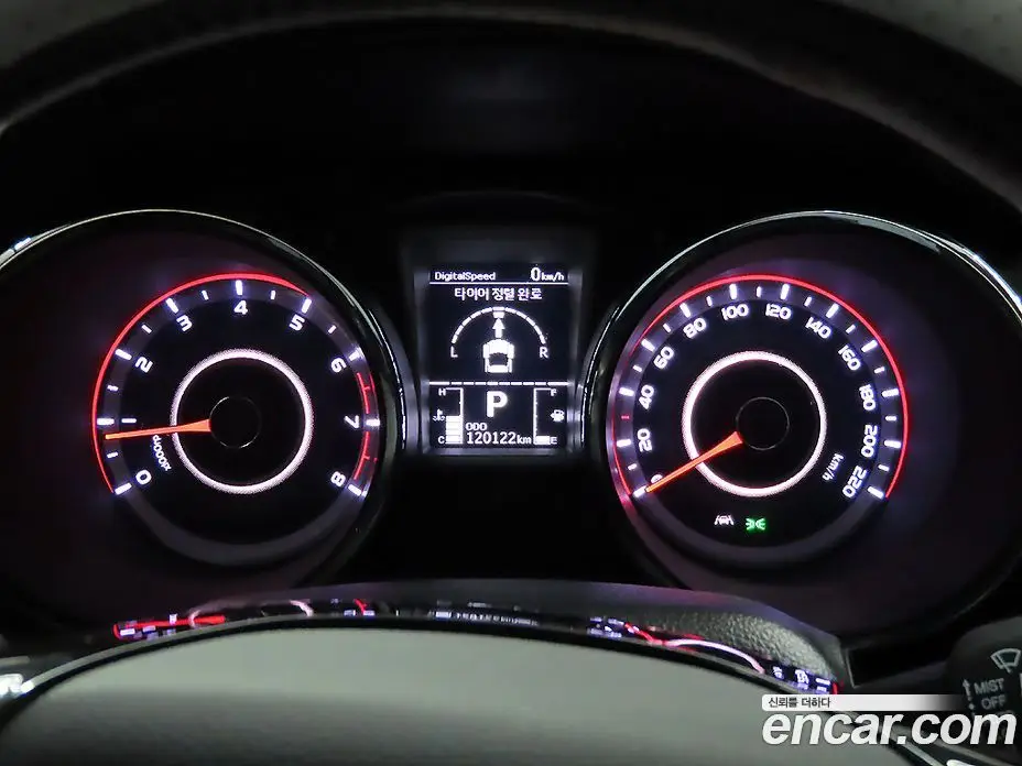 SsangYong TIBOLI 2017 1.6 автомат (гидро), фото 9