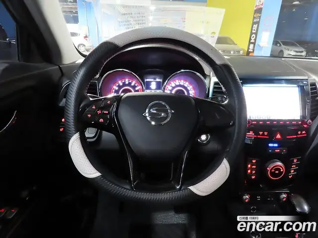 SsangYong TIBOLI 2017 1.6 автомат (гидро), миниатюра 10