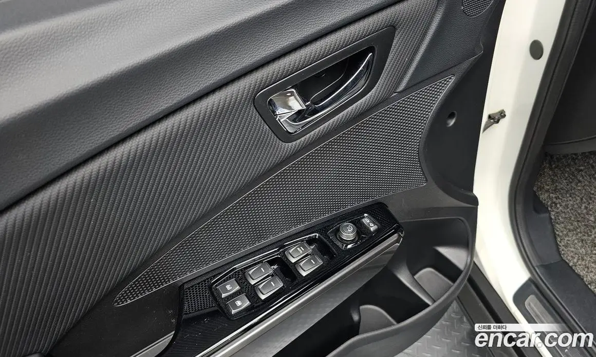 SsangYong TIBOLI 2019 1.5 автомат (гидро), фото 19 SsangYong TIBOLI 2019 1.5 автомат (гидро), фото 19
