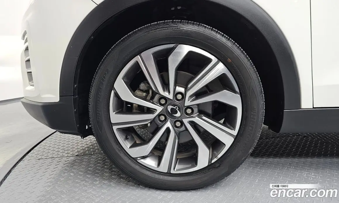 SsangYong TIBOLI 2019 1.5 автомат (гидро), фото 5 SsangYong TIBOLI 2019 1.5 автомат (гидро), фото 5