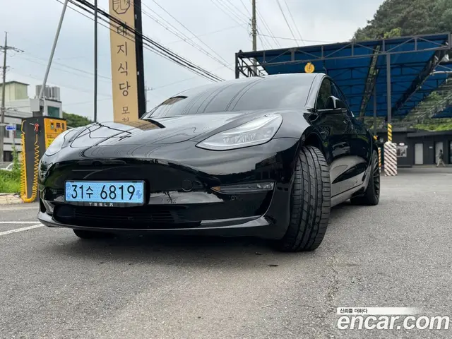 Tesla Model 3 2021 автомат (гидро), миниатюра 3