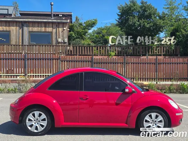 Volkswagen Beatle 2008 2.0 автомат (гидро), миниатюра 4 Volkswagen Beatle 2008 2.0 автомат (гидро), миниатюра 4