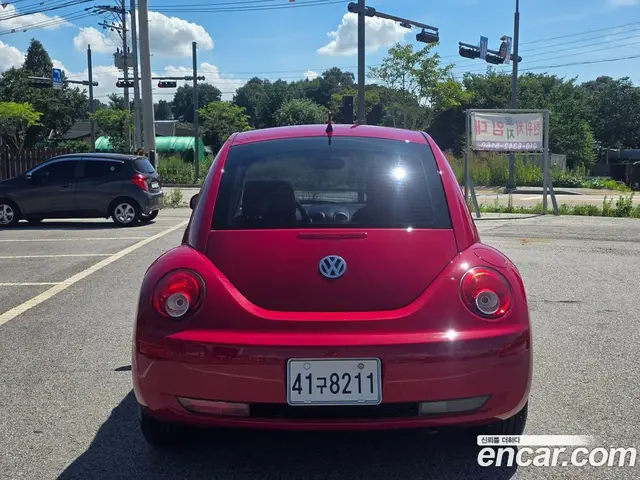 Volkswagen Beatle 2008 2.0 автомат (гидро), миниатюра 6 Volkswagen Beatle 2008 2.0 автомат (гидро), миниатюра 6
