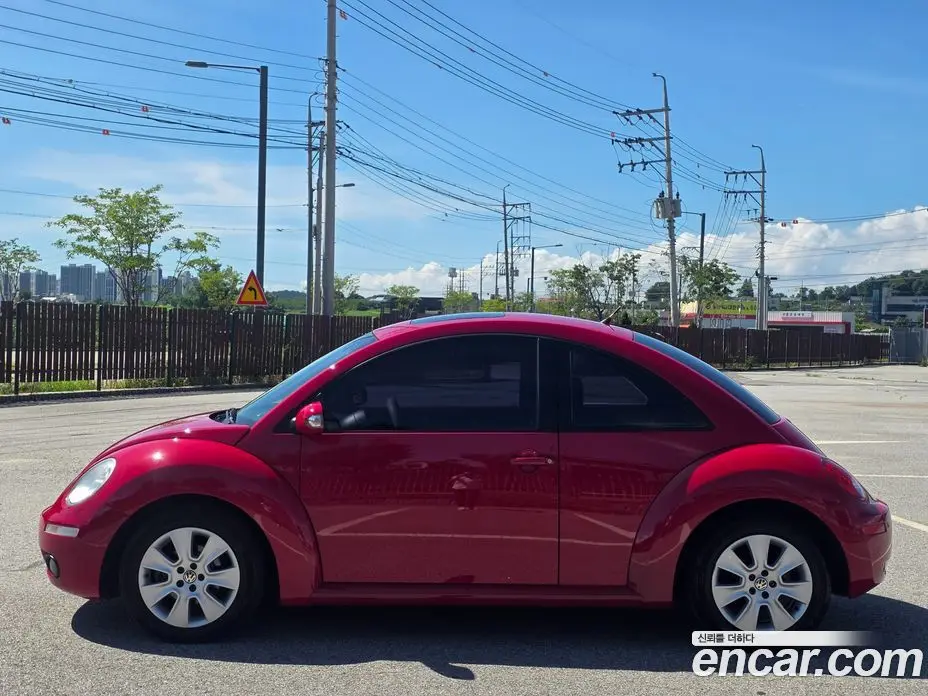 Volkswagen Beatle 2008 2.0 автомат (гидро), фото 8 Volkswagen Beatle 2008 2.0 автомат (гидро), фото 8