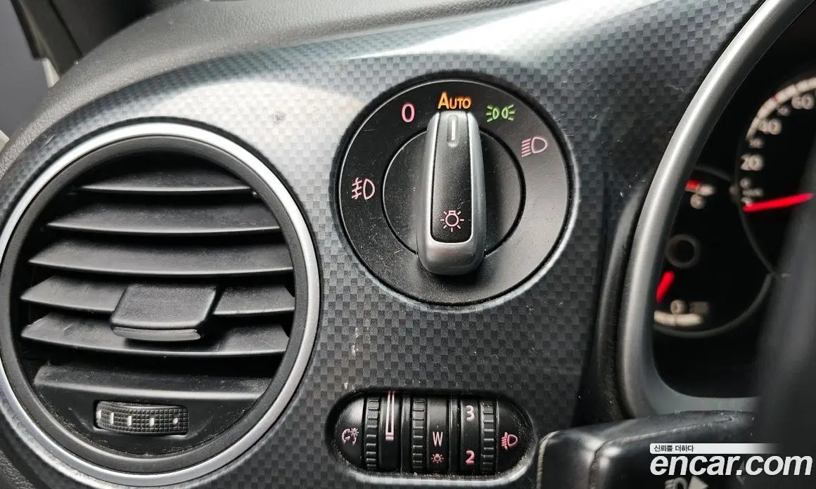 Volkswagen Beatle 2014 2.0 автомат (гидро), фото 18 Volkswagen Beatle 2014 2.0 автомат (гидро), фото 18