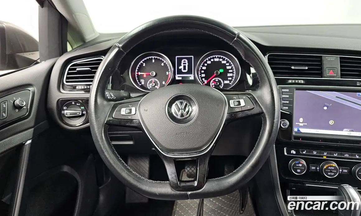 Volkswagen Golf 2014 2.0 автомат (гидро), фото 13 Volkswagen Golf 2014 2.0 автомат (гидро), фото 13