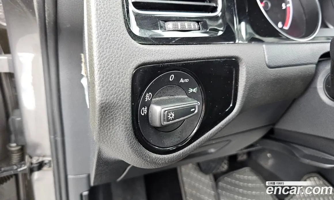 Volkswagen Golf 2014 2.0 автомат (гидро), фото 19 Volkswagen Golf 2014 2.0 автомат (гидро), фото 19