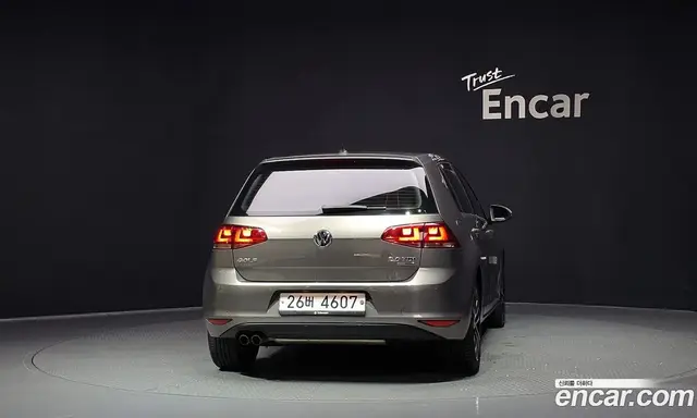 Volkswagen Golf 2014 2.0 автомат (гидро), миниатюра 4 Volkswagen Golf 2014 2.0 автомат (гидро), миниатюра 4