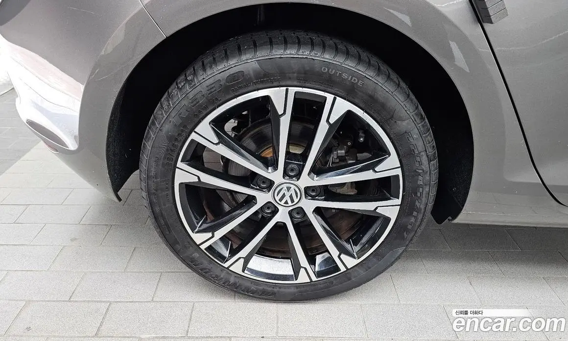 Volkswagen Golf 2014 2.0 автомат (гидро), фото 5 Volkswagen Golf 2014 2.0 автомат (гидро), фото 5