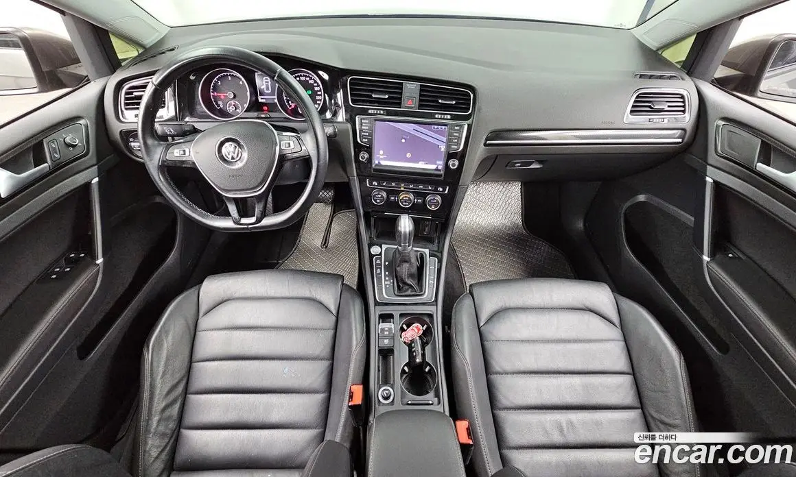 Volkswagen Golf 2014 2.0 автомат (гидро), фото 7 Volkswagen Golf 2014 2.0 автомат (гидро), фото 7