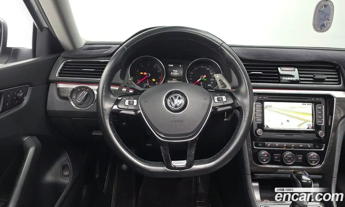 Volkswagen Passat 2018 2.0 автомат (гидро), фото 12