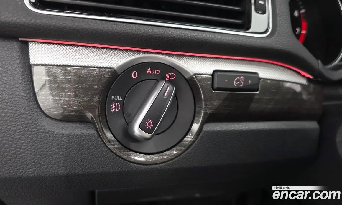 Volkswagen Passat 2018 2.0 автомат (гидро), фото 18