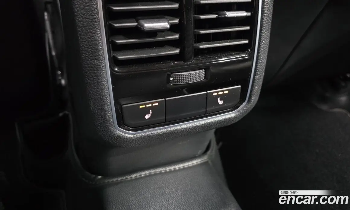 Volkswagen Passat 2018 2.0 автомат (гидро), фото 19